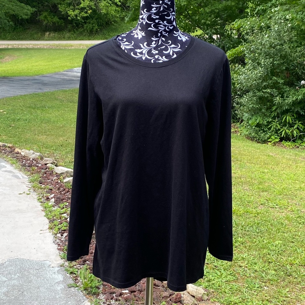 Anthony Richards Women's Long Sleeve Crew Neck Tee Size Large